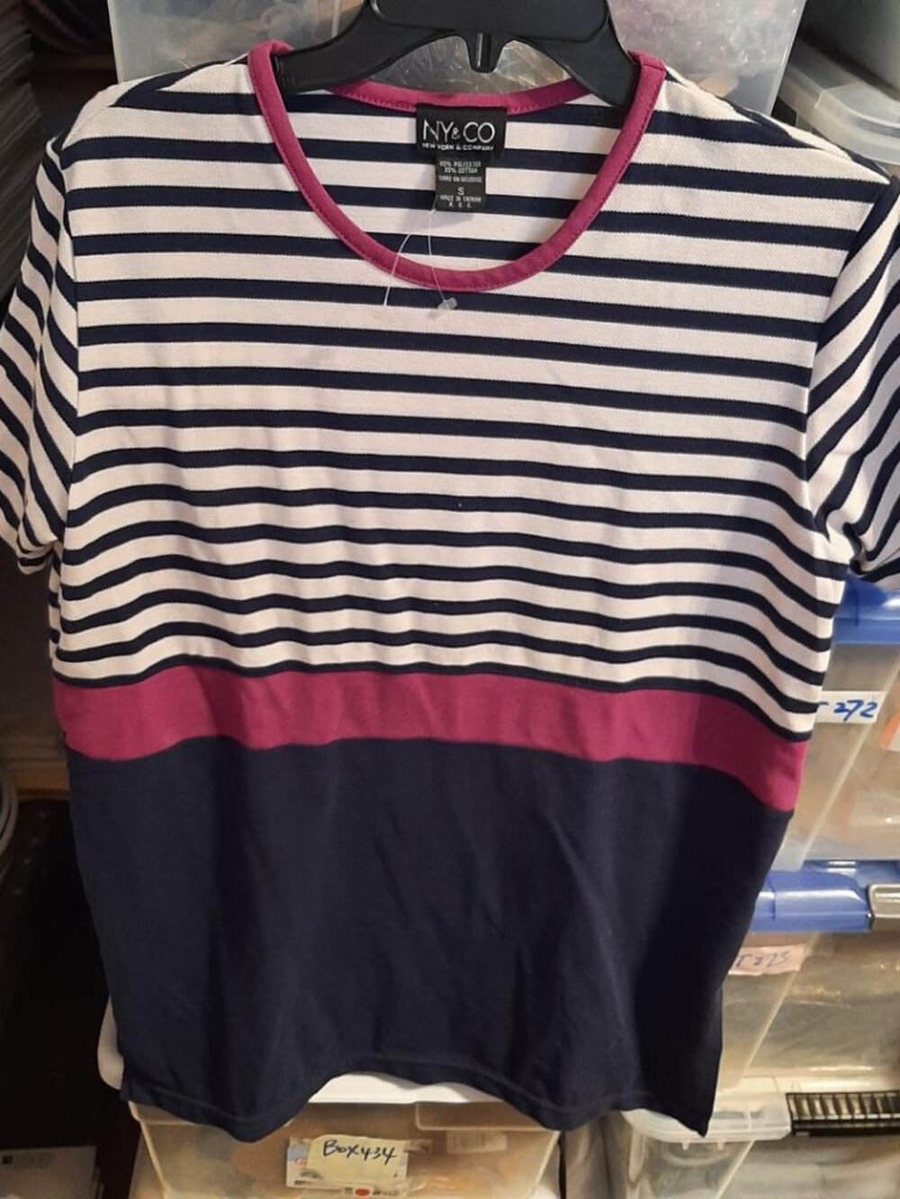 NEW TAG ! New York&Co. Knit Casula Shirt Stripe Design W Maroon Block Panel Sz S